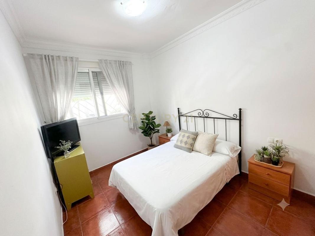 Sprzedaż mieszkania w Piso en Calle Miguel Márquez, 17, Zona Puerto Deportivo, Fuengirola, Fuengirola
photo 4