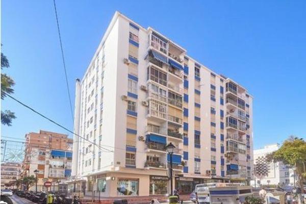 Venta de piso en Piso en Calle San Pancracio, 5, Zona Puerto Deportivo, Fuengirola, Fuengirola
 photo 1