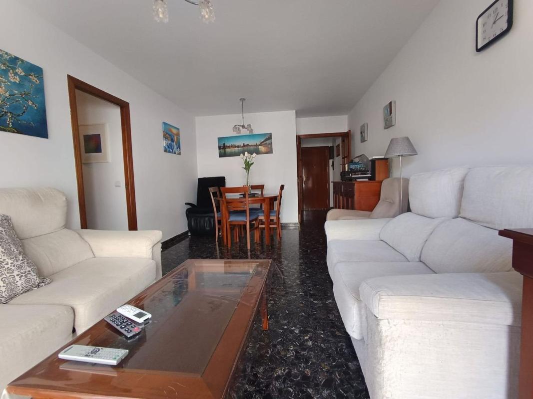 Venta de piso en Piso en Camino de Coín, Centro Ciudad, Fuengirola, Fuengirola
photo 1
