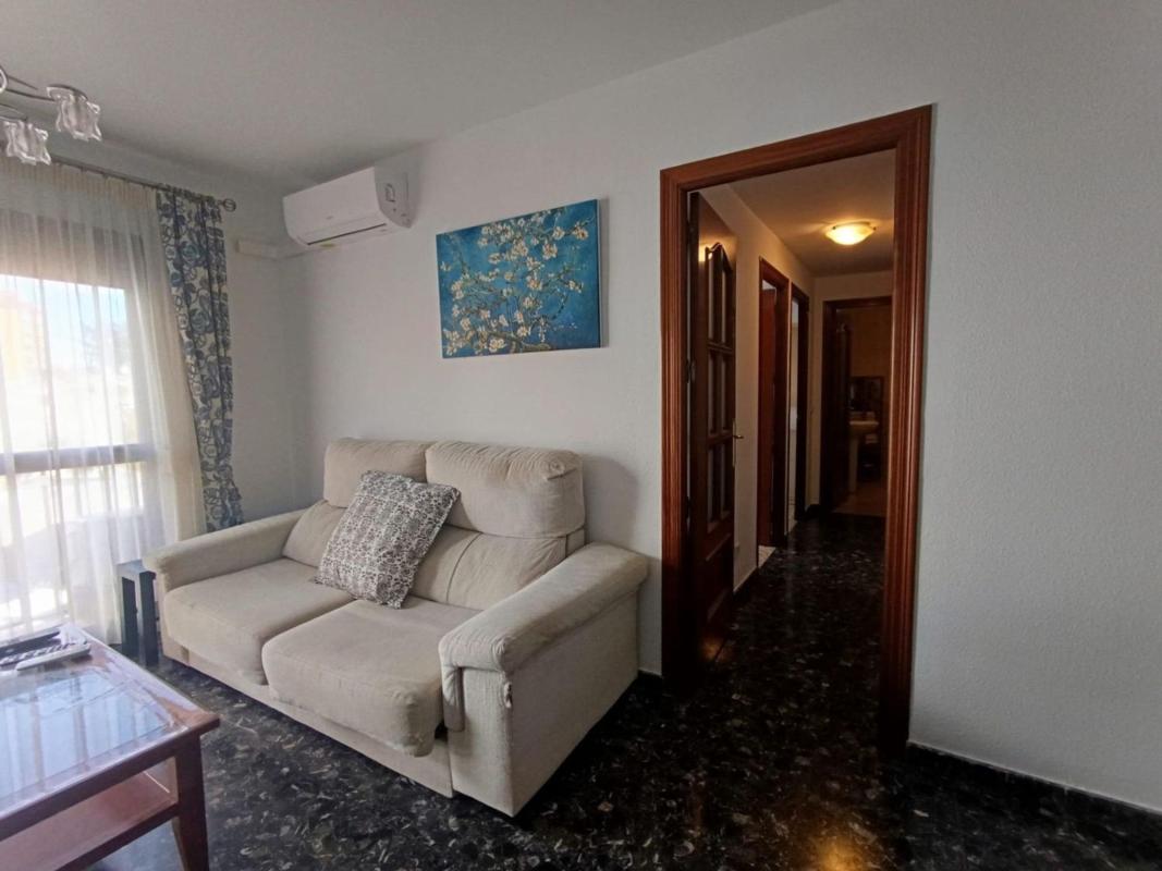 Venta de piso en Piso en Camino de Coín, Centro Ciudad, Fuengirola, Fuengirola
photo 3