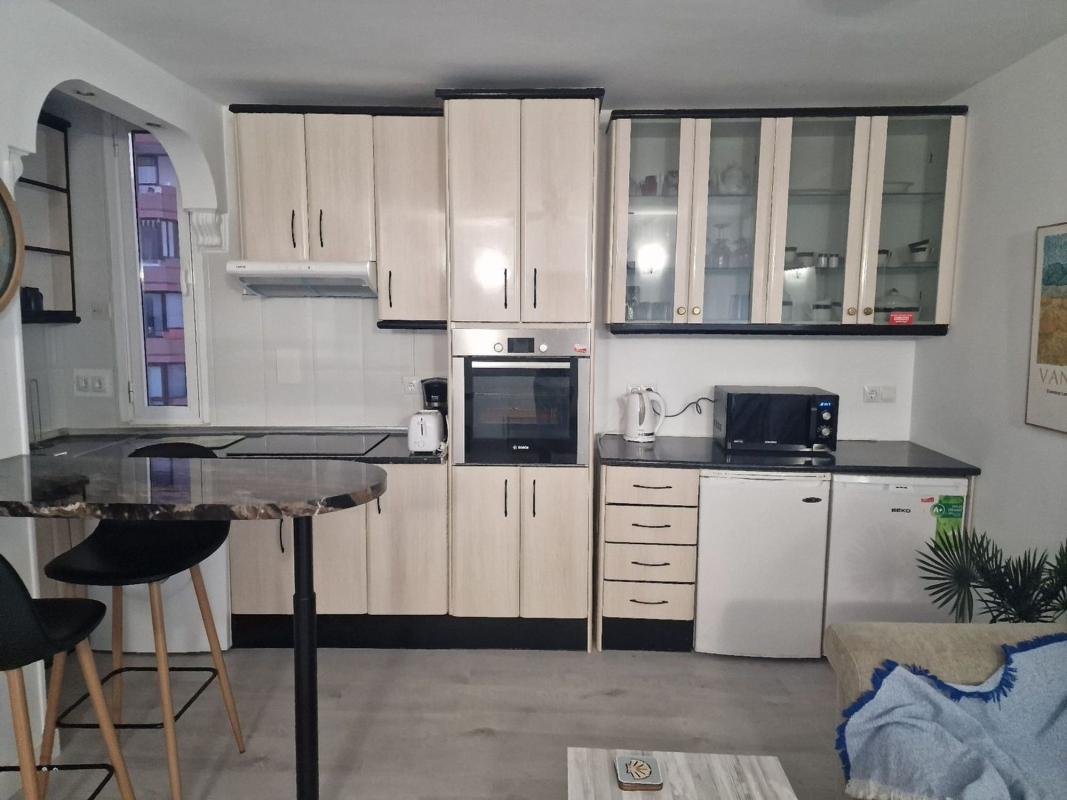 Venta de piso en Piso en Paseo Marítimo Rey de España, 35, Zona Puerto Deportivo, Fuengirola, Fuengirola
photo 3