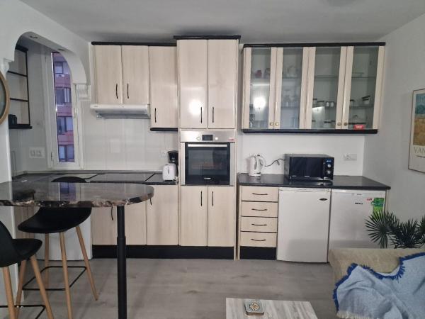 Продажа квартиры на Piso en Paseo Marítimo Rey de España, 35, Zona Puerto Deportivo, Fuengirola, Фуэнхирола
 photo 3