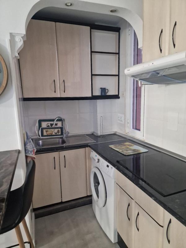 Venta de piso en Piso en Paseo Marítimo Rey de España, 35, Zona Puerto Deportivo, Fuengirola, Fuengirola
photo 5