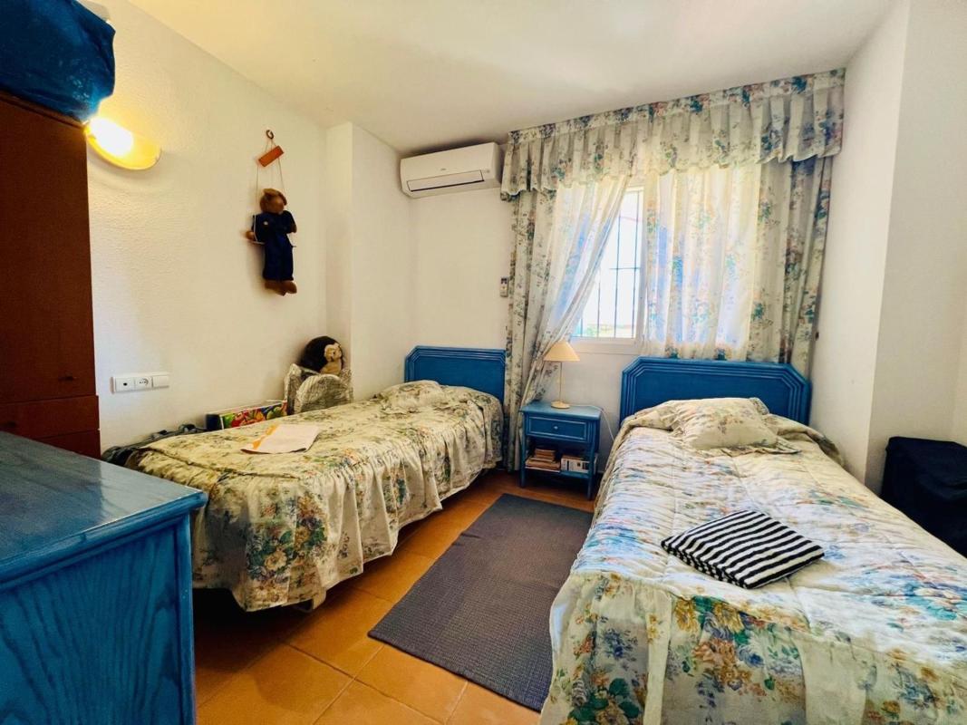 Venta de piso en Piso en CL Tomillos Los, Torreblanca del Sol, Fuengirola, Fuengirola
photo 5