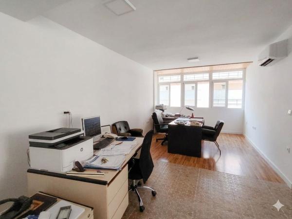 Продажа квартиры на Piso en Avenida Matías Sáenz de Tejada, Zona Puerto Deportivo, Fuengirola, Фуэнхирола
 photo 1