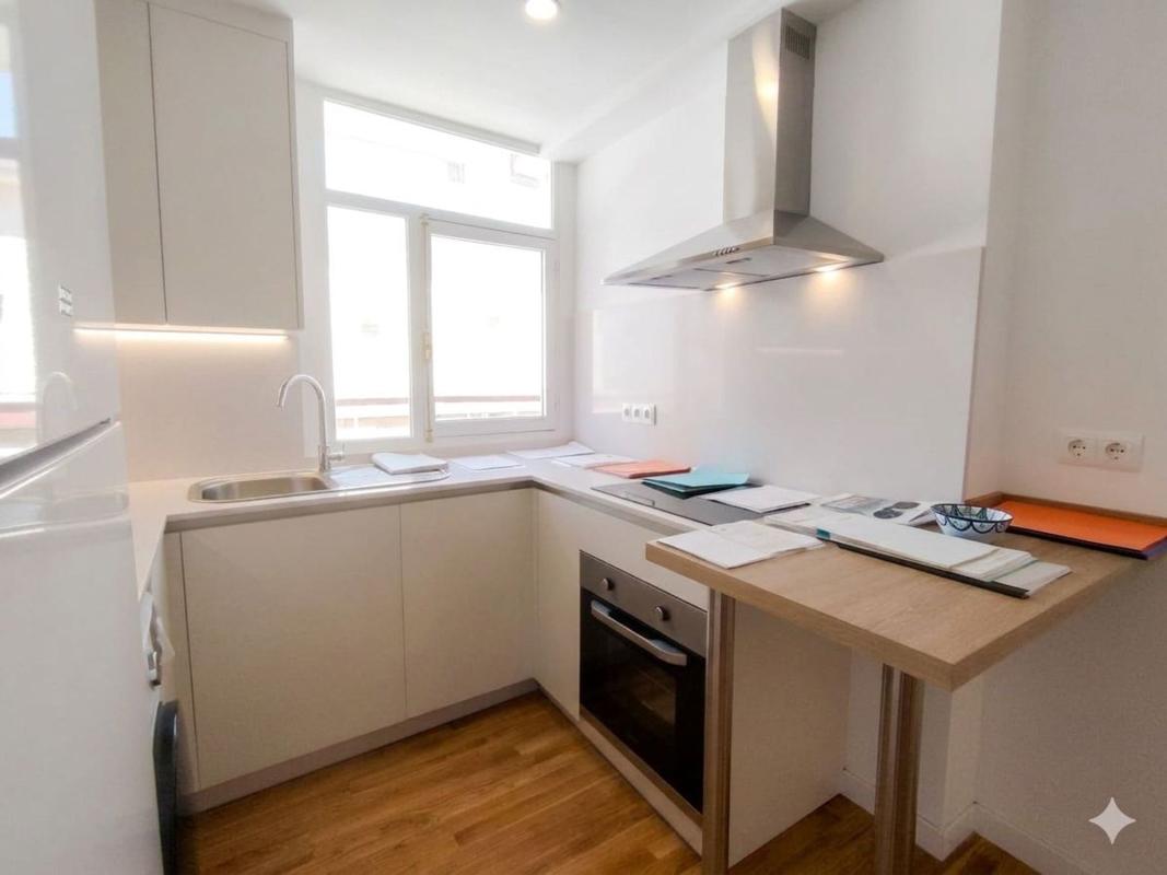 Продажа квартиры на Piso en Avenida Matías Sáenz de Tejada, Zona Puerto Deportivo, Fuengirola, Фуэнхирола
 photo 4