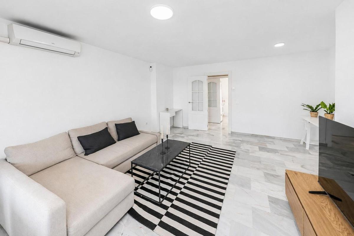 Venta de piso en Piso en Calle Feria San Fermín, 2, Centro Ciudad, Fuengirola, Fuengirola
photo 5