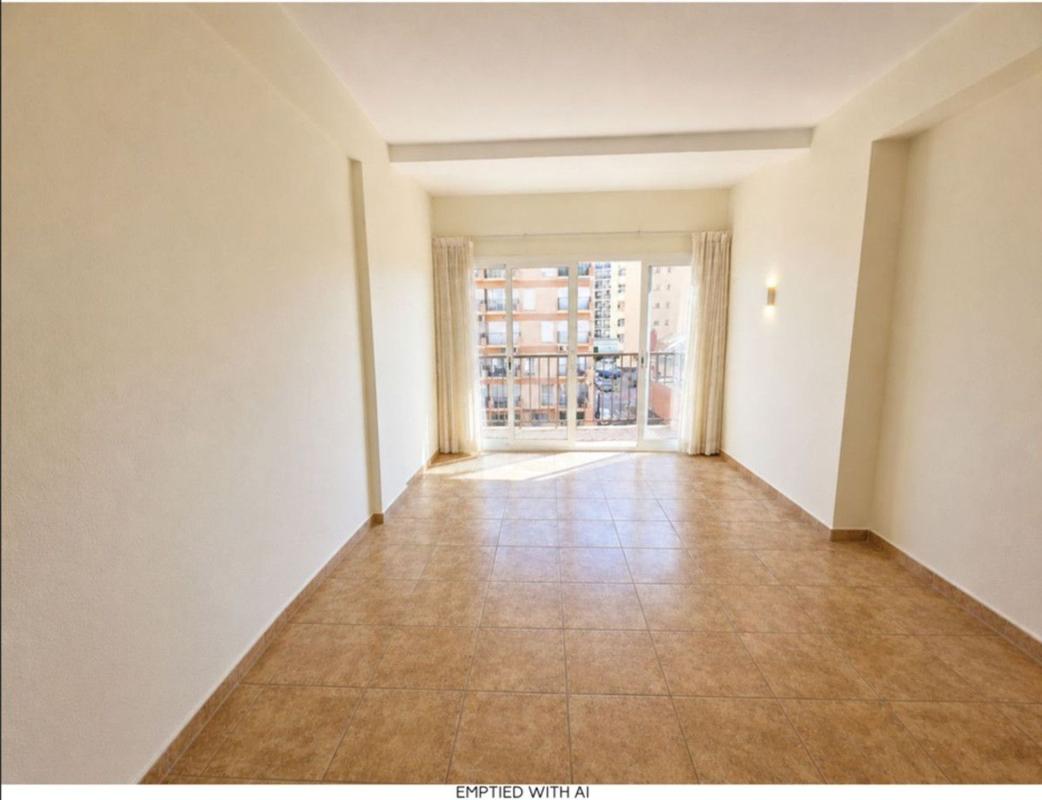 Venta de piso en Piso en Paseo Marítimo Rey de España, 8, Zona Puerto Deportivo, Fuengirola, Fuengirola
 photo 4