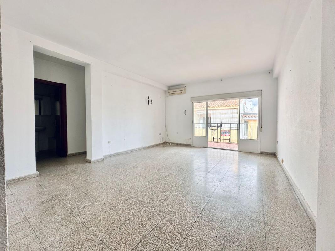 Продажа квартиры на Piso en Avenida Ramón y Cajal, 1, Zona Puerto Deportivo, Fuengirola, Фуэнхирола
 photo 5