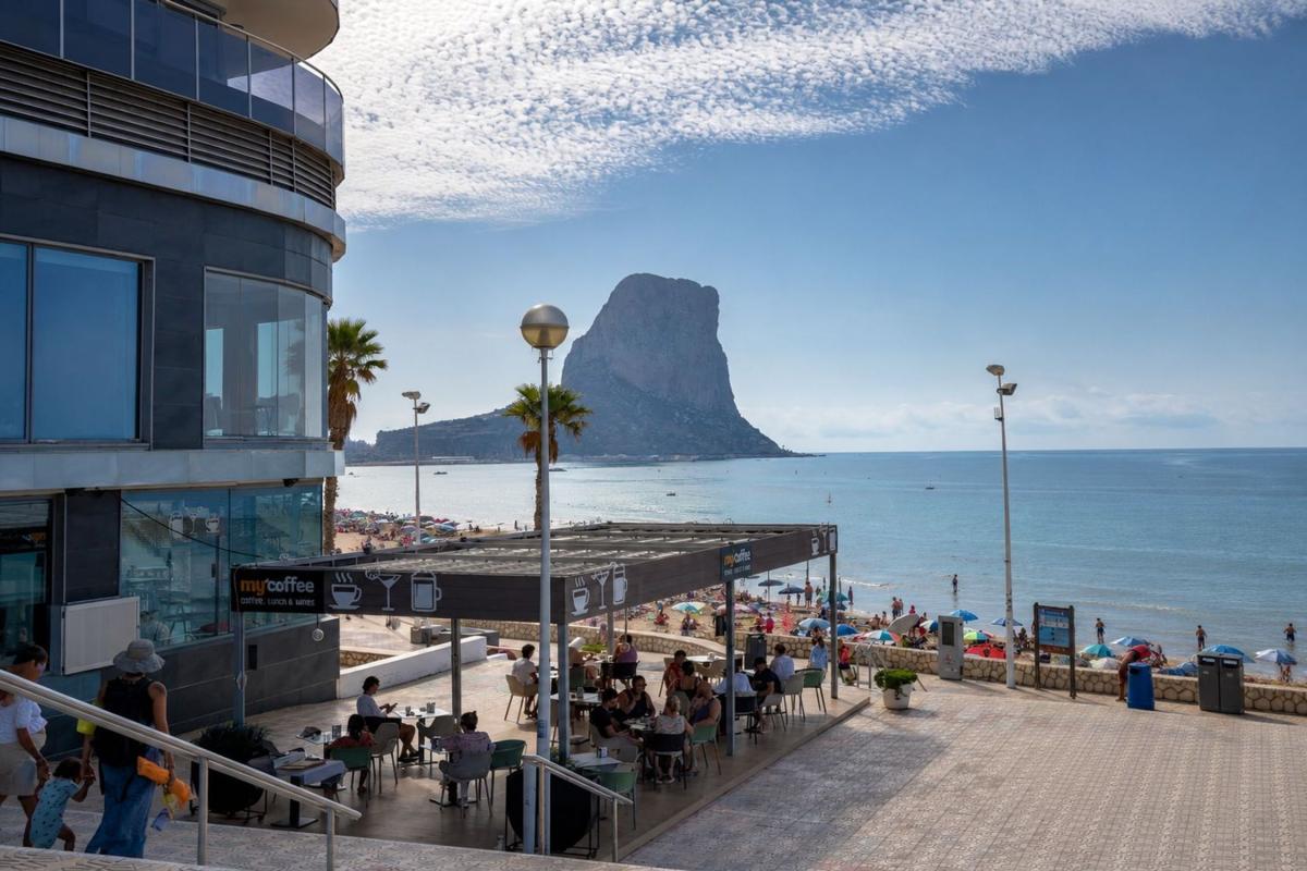 Terreno en venta en Calpe, Alicante photo 1