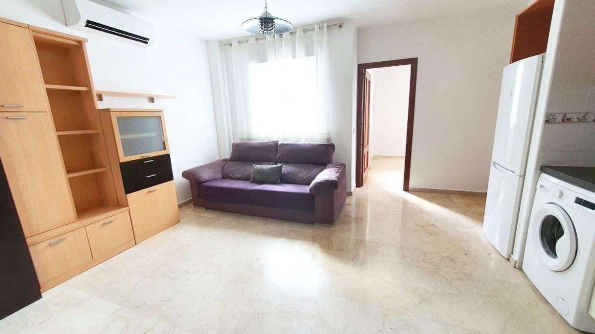 Venta de piso en Piso en Calle Nueva, Zona Puerto Deportivo, Fuengirola, Fuengirola
photo 2