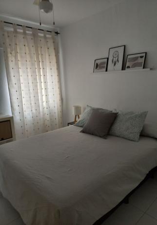 Venta de piso en Piso en Avenida Juan Gómez Juanito, 2, Zona Puerto Deportivo, Fuengirola, Fuengirola
photo 1