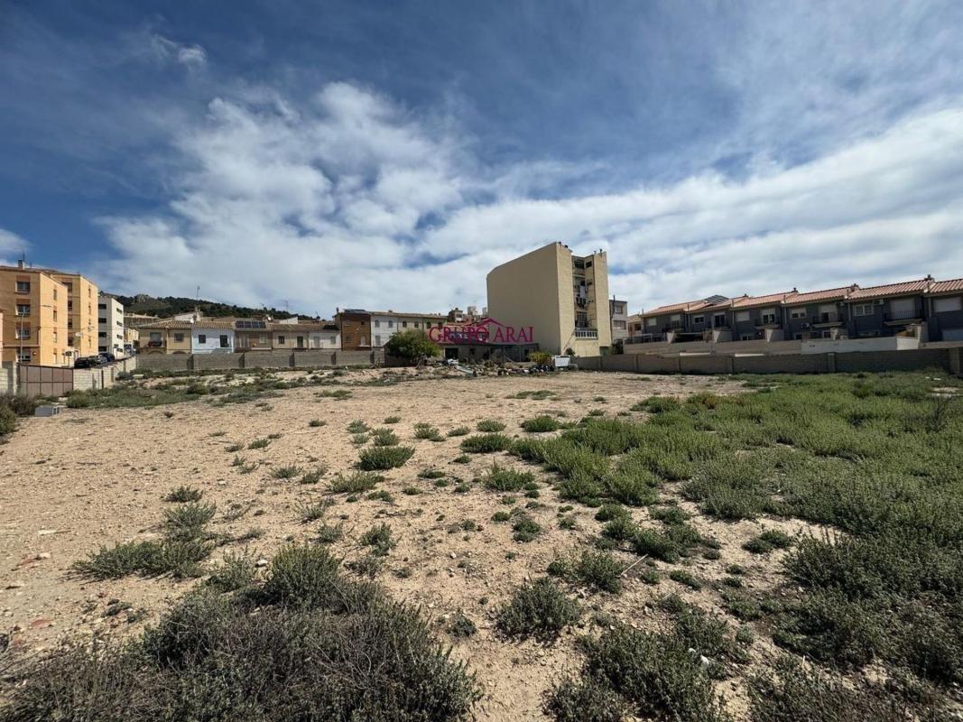 Terreno en venta en Onil, Alicante photo 5