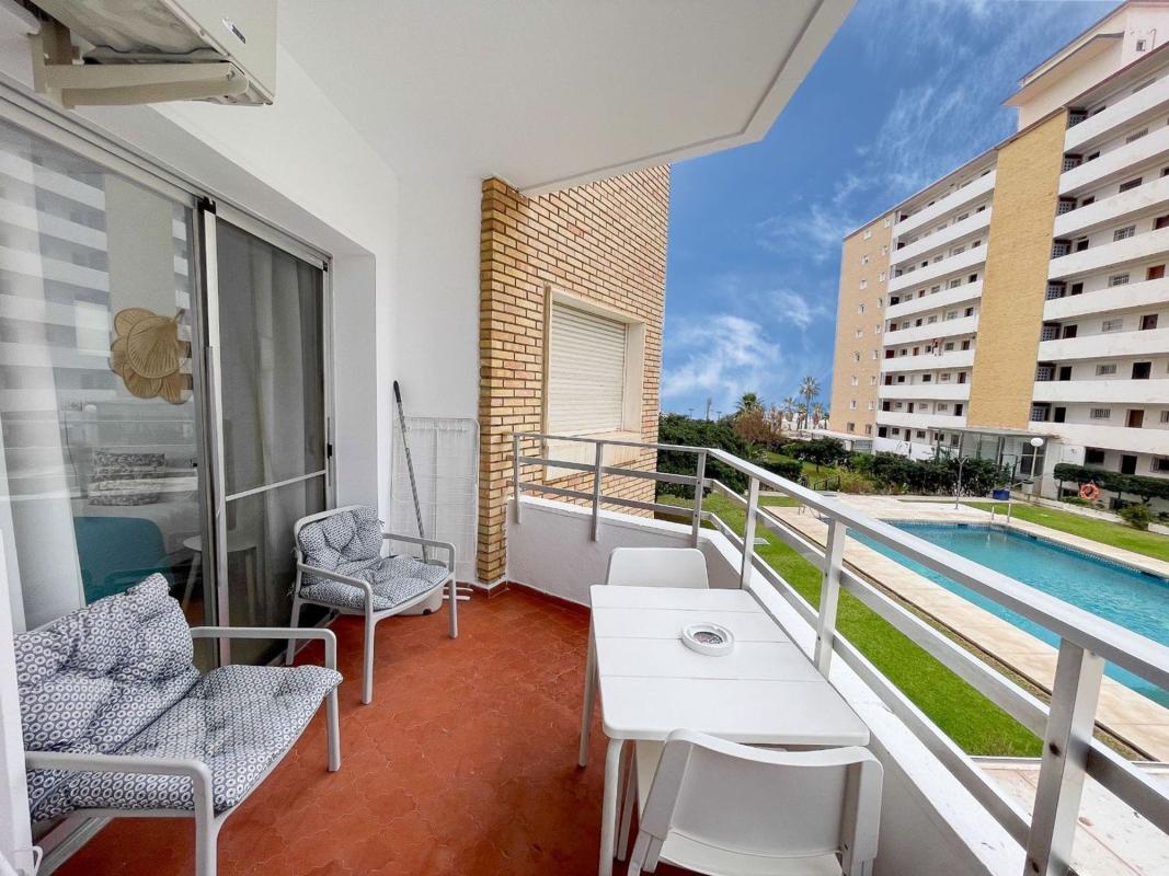 Venta de piso en Piso en Paseo Marítimo Rey de España, Playa de los Boliches, Fuengirola, Fuengirola
photo 1