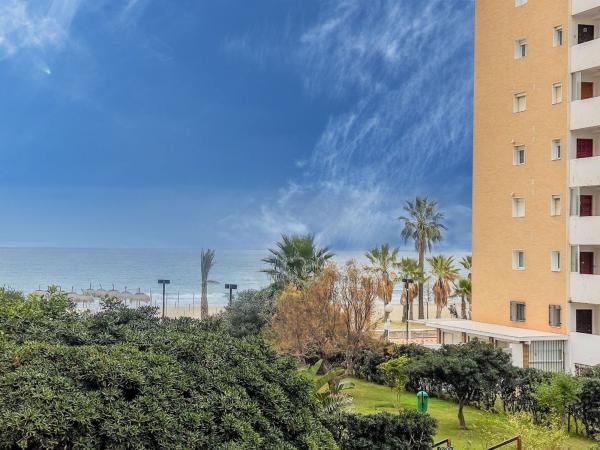 Venta de piso en Piso en Paseo Marítimo Rey de España, Playa de los Boliches, Fuengirola, Fuengirola
thumbnail 2