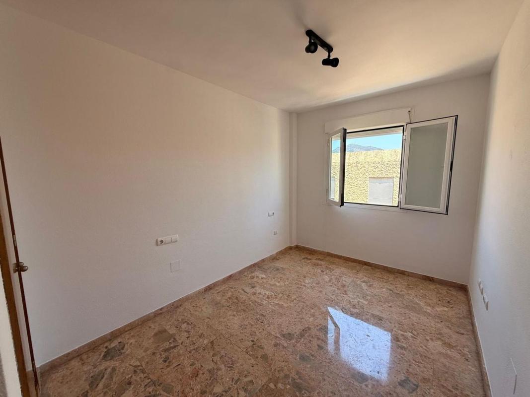 Venta de piso en Piso en Uruguay, 5, Centro Ciudad, Fuengirola, Fuengirola
photo 4