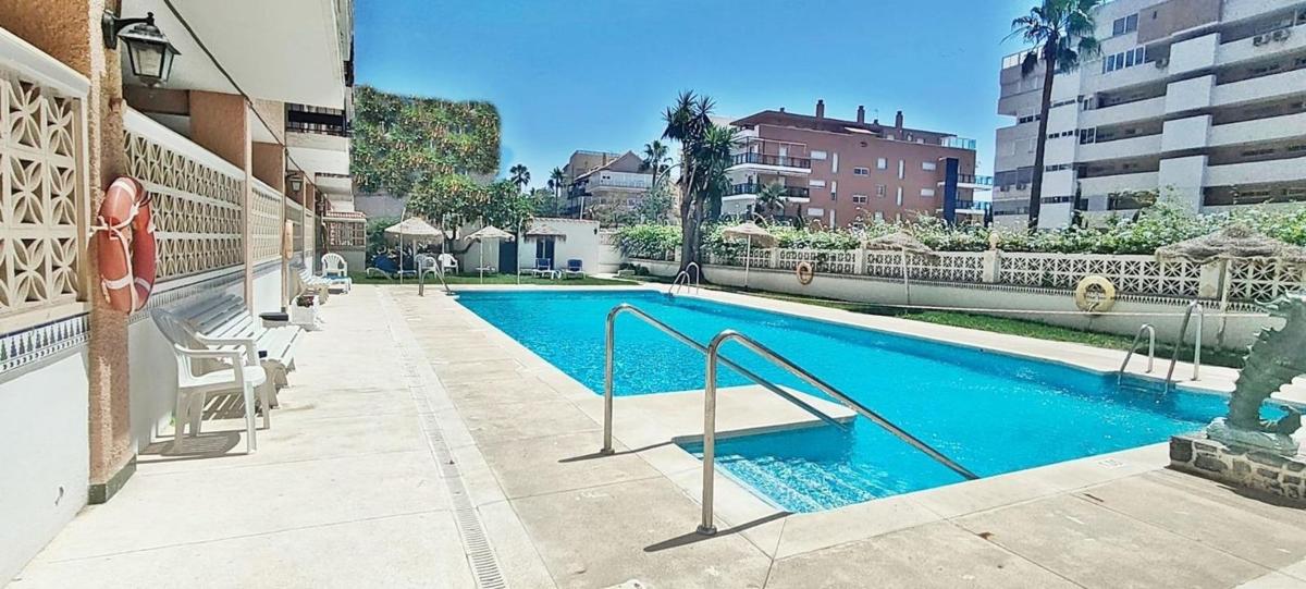 Продажа квартиры на Piso en Las Gaviotas, Fuengirola, Фуэнхирола
photo 1