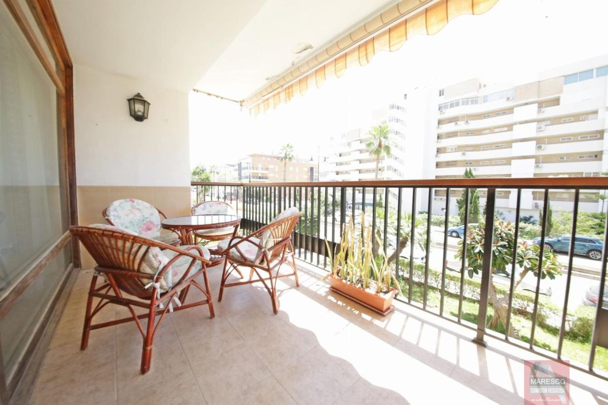 Sprzedaż mieszkania w Piso en Avenida Carvajal, Las Gaviotas, Fuengirola, Fuengirola
photo 1