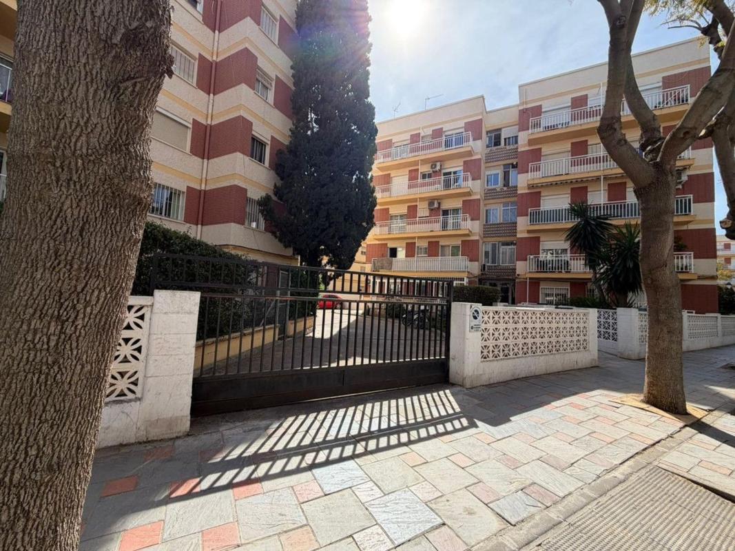 Venta de piso en Piso en Avenida de Mijas, 19, Centro Ciudad, Fuengirola, Fuengirola
photo 3