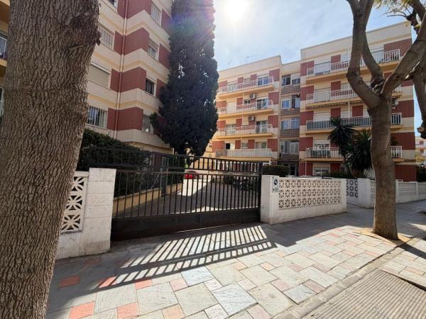 Продажа квартиры на Piso en Avenida de Mijas, 19, Centro Ciudad, Fuengirola, Фуэнхирола
thumbnail 2