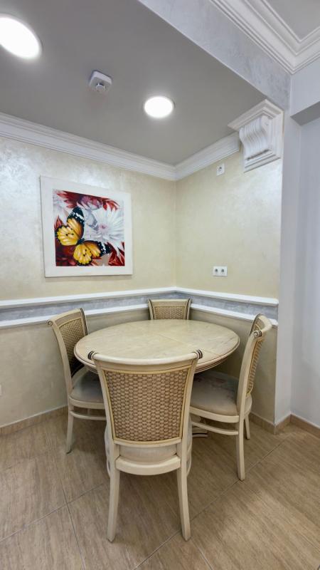 Venta de piso en Piso en Avenida Condes de San Isidro, Zona Puerto Deportivo, Fuengirola, Fuengirola
 photo 2