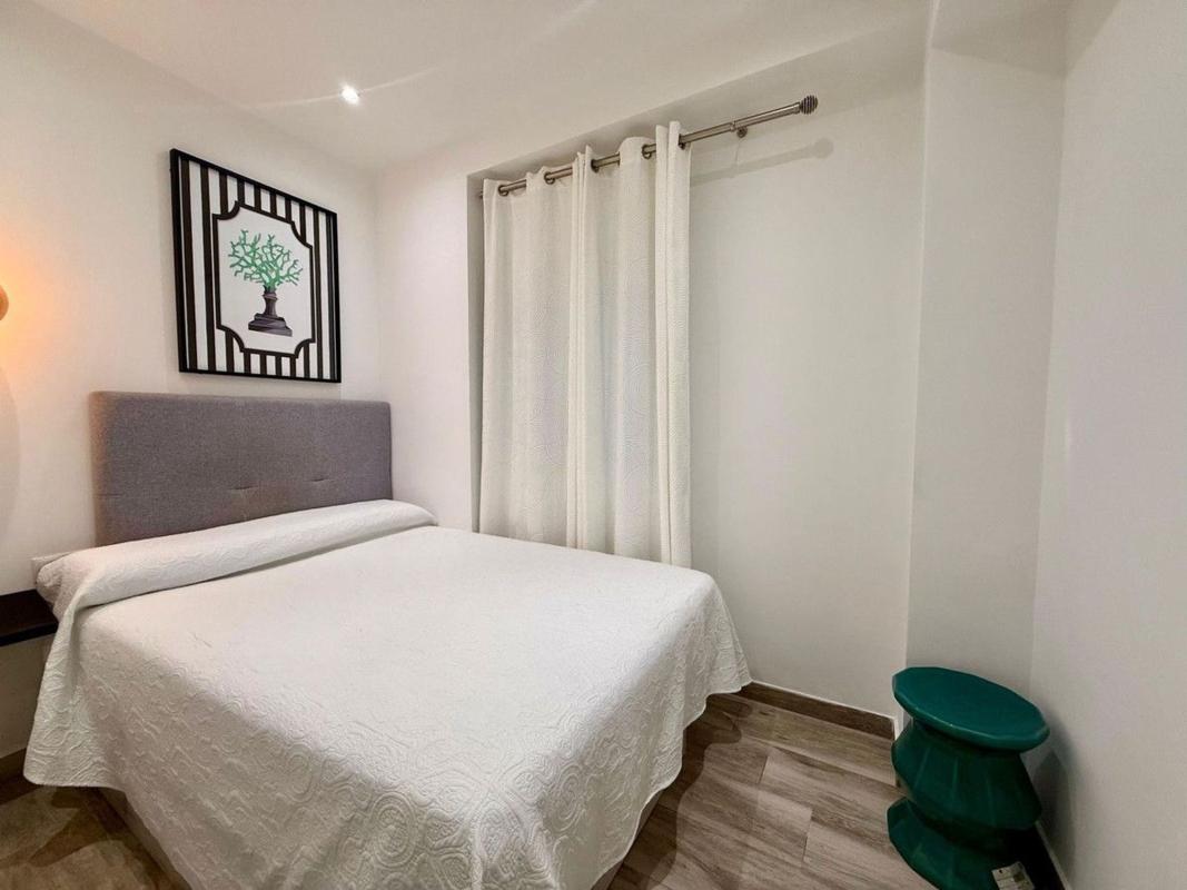 Venta de piso en Piso en Avenida Fuengirola, El Higuerón, Fuengirola, Fuengirola
 photo 3
