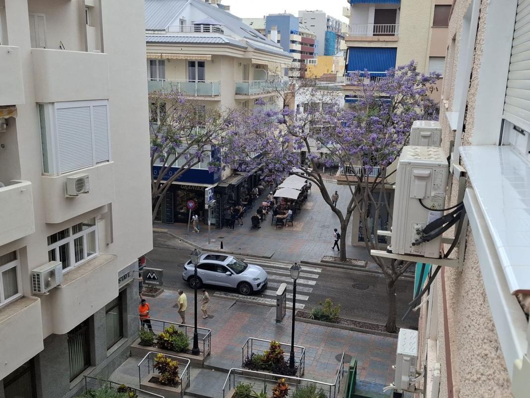 Продажа квартиры на Piso en Calle Coronel Ripollet, Zona Puerto Deportivo, Fuengirola, Фуэнхирола
photo 2