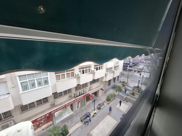 Продажа квартиры на Piso en Calle Coronel Ripollet, Zona Puerto Deportivo, Fuengirola, Фуэнхирола
 photo 3