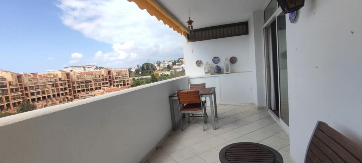 Продажа квартиры на Piso en Calle Orquídea, Torreblanca del Sol, Fuengirola, Фуэнхирола
 photo 2