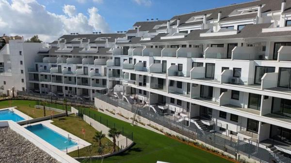 Продажа квартиры на Piso en Calle Pensamiento, 58, Torreblanca del Sol, Fuengirola, Фуэнхирола
 photo 1
