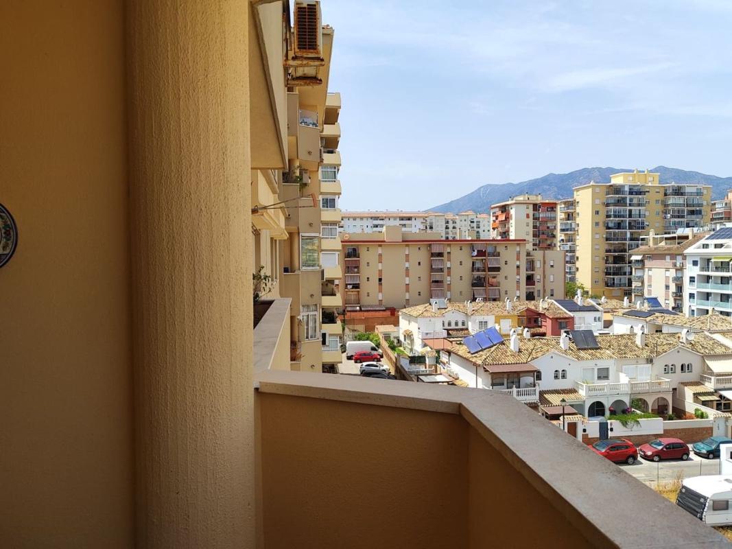 Venta de piso en Piso en Calle Santa Julia, Los Boliches, Fuengirola, Fuengirola
photo 1