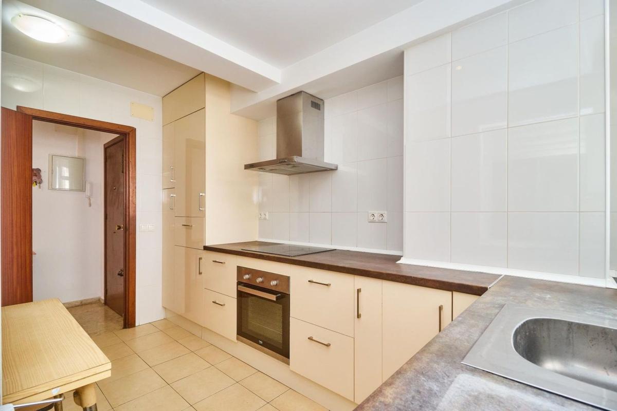 Venta de piso en Piso en Zona Puerto Deportivo, Fuengirola, Fuengirola
 photo 2