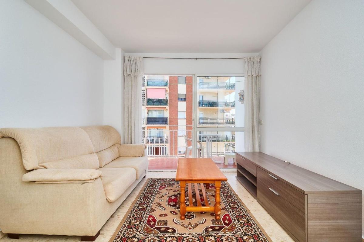 Venta de piso en Piso en Zona Puerto Deportivo, Fuengirola, Fuengirola
 photo 3