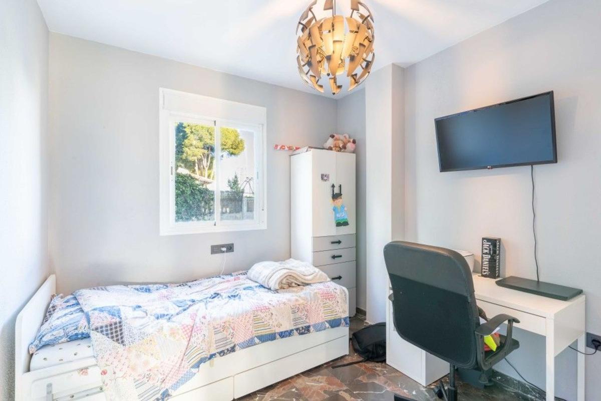 Продажа квартиры на Piso en Torreblanca del Sol, Fuengirola, Фуэнхирола
photo 3