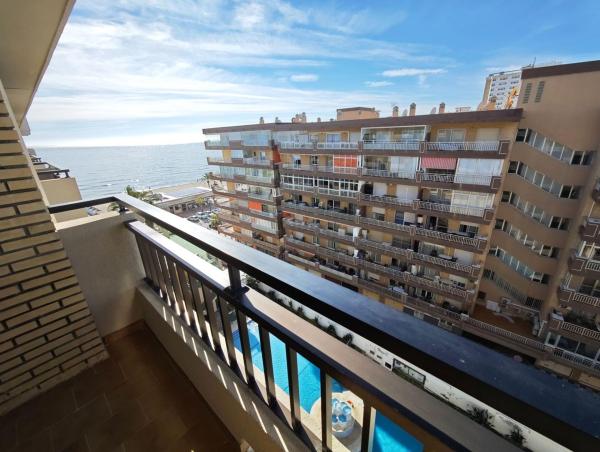 Продажа квартиры на Piso en Paseo Marítimo Rey de España, Playa de los Boliches, Fuengirola, Фуэнхирола
thumbnail 1