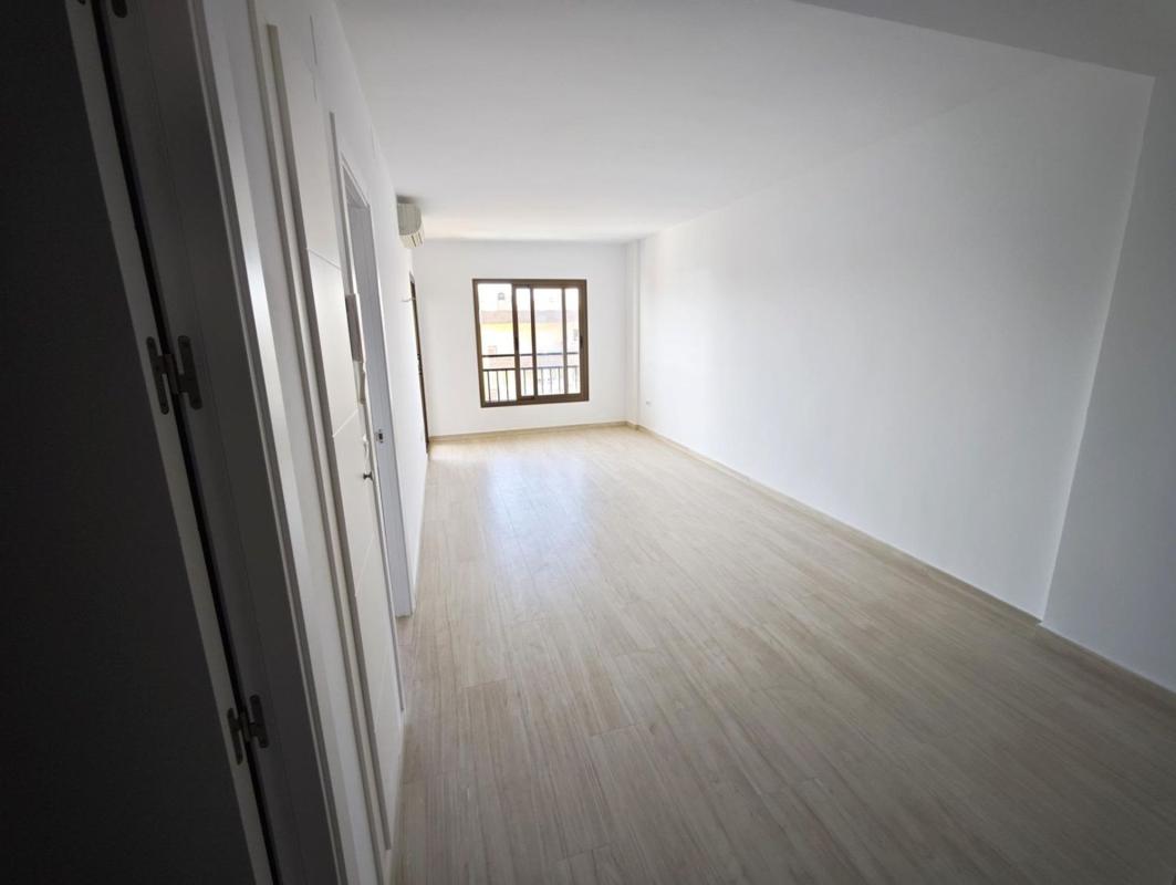Продажа квартиры на Piso en Paseo Marítimo Rey de España, Playa de los Boliches, Fuengirola, Фуэнхирола
photo 3