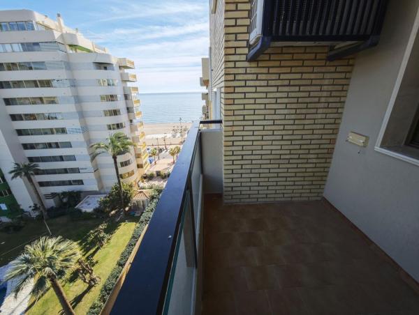 Продажа квартиры на Piso en Paseo Marítimo Rey de España, Playa de los Boliches, Fuengirola, Фуэнхирола
thumbnail 1