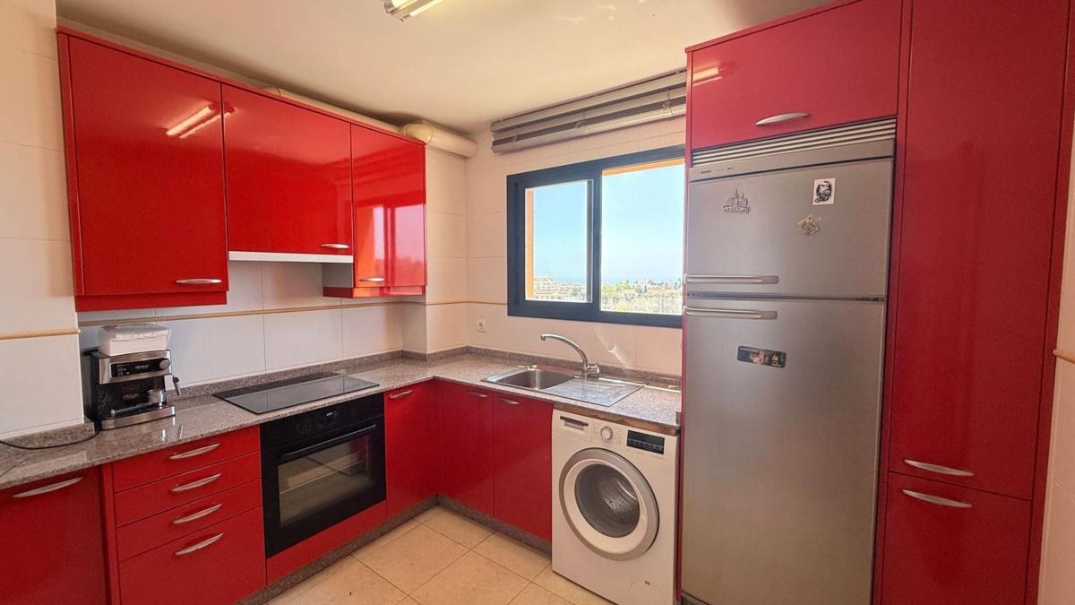 Venta de piso en Piso en Doña Maria De Las Mercede, Los Pacos, Fuengirola, Fuengirola
 photo 4