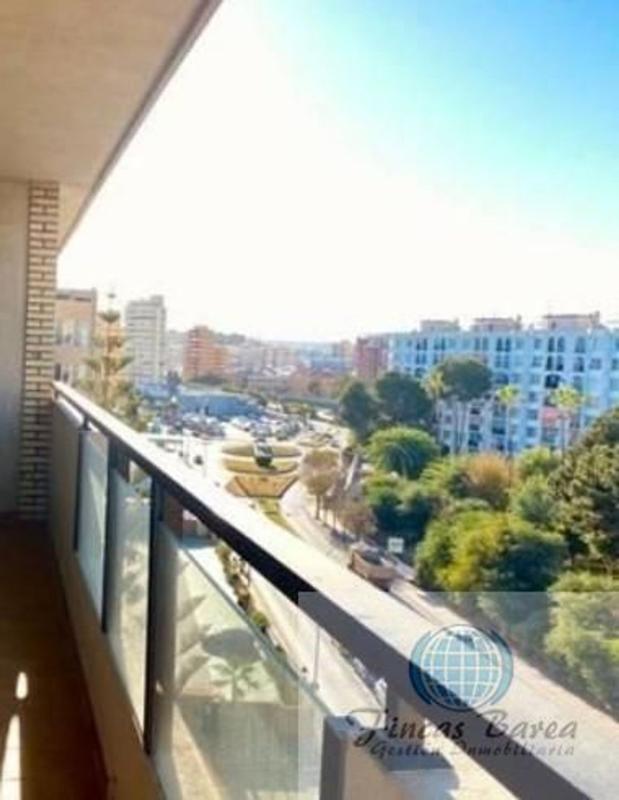 Venta de piso en Piso en Paseo Marítimo Rey de España, Playa de los Boliches, Fuengirola, Fuengirola
 photo 3
