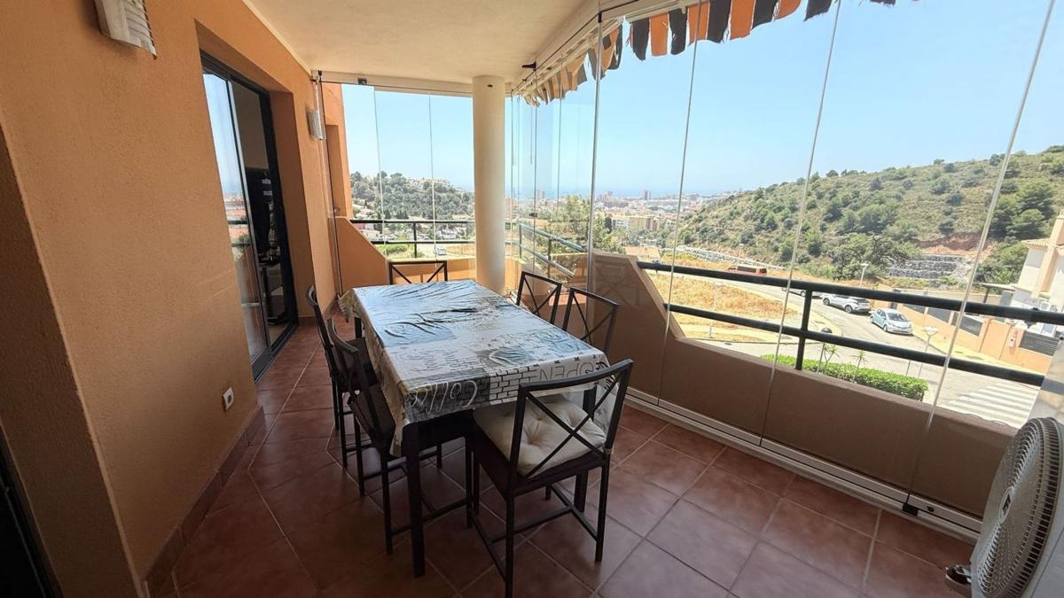 Sale of apartment in Piso en Calle Reina Isabel II, Los Pacos, Fuengirola, Fuengirola
photo 1