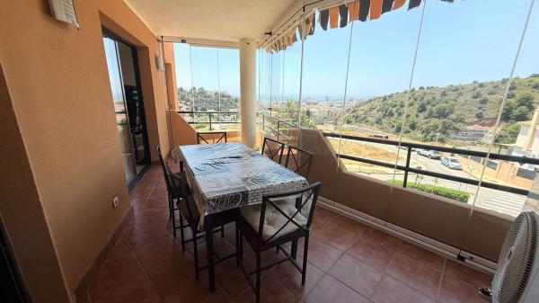 Venta de piso en Piso en Calle Reina Isabel II, Los Pacos, Fuengirola, Fuengirola
photo 1