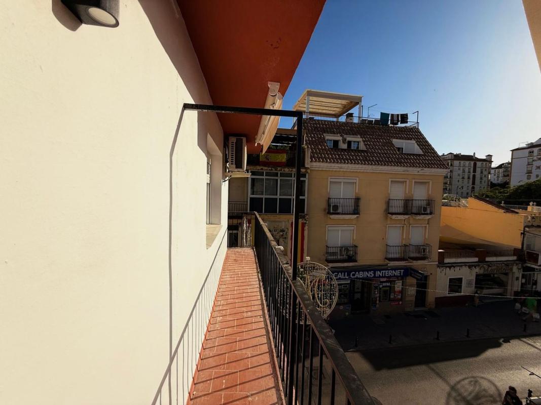 Venta de piso en Piso en Maestra Concepcion Guidet, 6, Playa de los Boliches, Fuengirola, Fuengirola
 photo 3