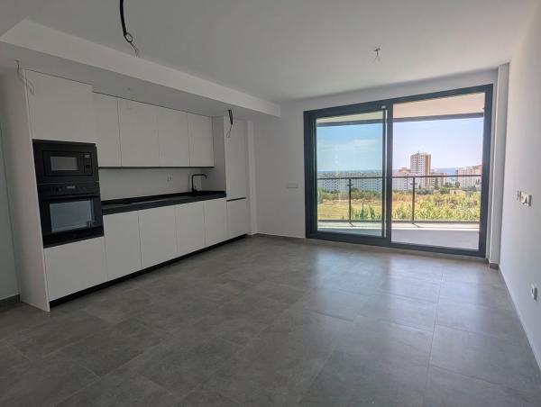 Venta de piso en Piso en Calle los Vecinos, 23, Los Pacos, Fuengirola, Fuengirola
thumbnail 1