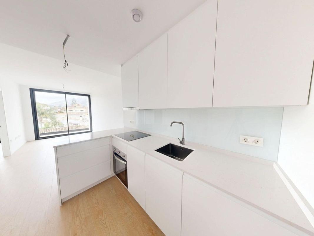 Продажа квартиры на Piso en los boliches, Playa de los Boliches, Fuengirola, Фуэнхирола
 photo 2