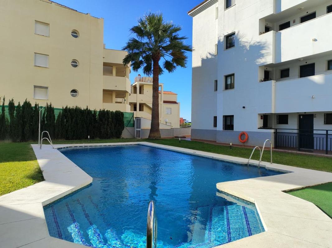 Venta de piso en Piso en Calle Pensamiento, Torreblanca del Sol, Fuengirola, Fuengirola
photo 1
