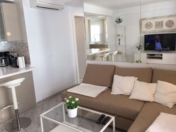 Venta de piso en Piso en CL Asturias, 12, Zona Puerto Deportivo, Fuengirola, Fuengirola
photo 1