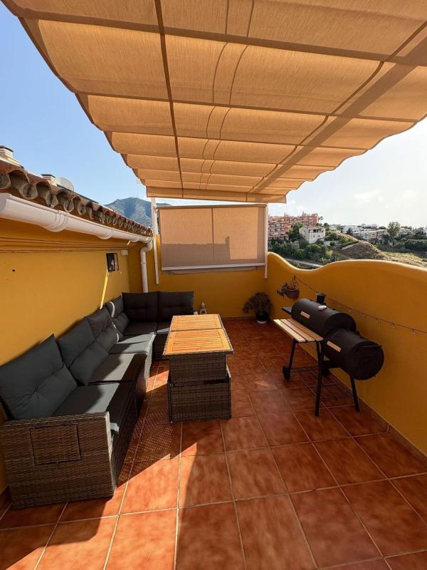 Продажа пентхауса на Ático en Calle Hierbabuena, Torreblanca del Sol, Fuengirola, Фуэнхирола photo 2
