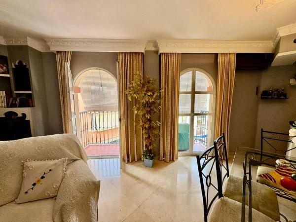 Sale of flat in Piso en Calle Brasil, Centro Ciudad, Fuengirola, Fuengirola
thumbnail 1