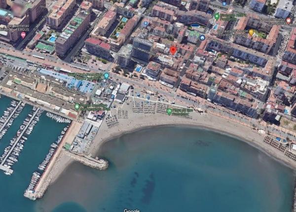 Venta de piso en Piso en Zona Puerto Deportivo, Fuengirola, Fuengirola
photo 1