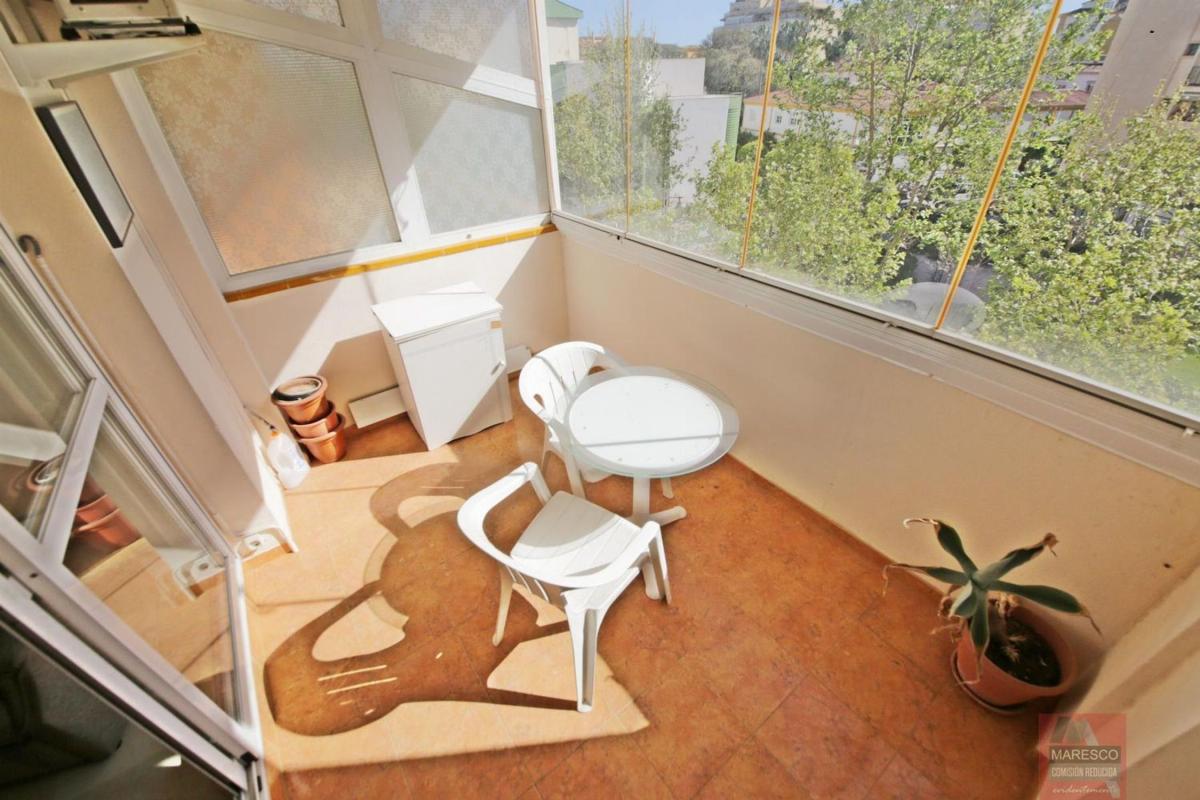 Sale of apartment in Piso en Calle Romería del Rocío, Centro Ciudad, Fuengirola, Fuengirola
photo 2